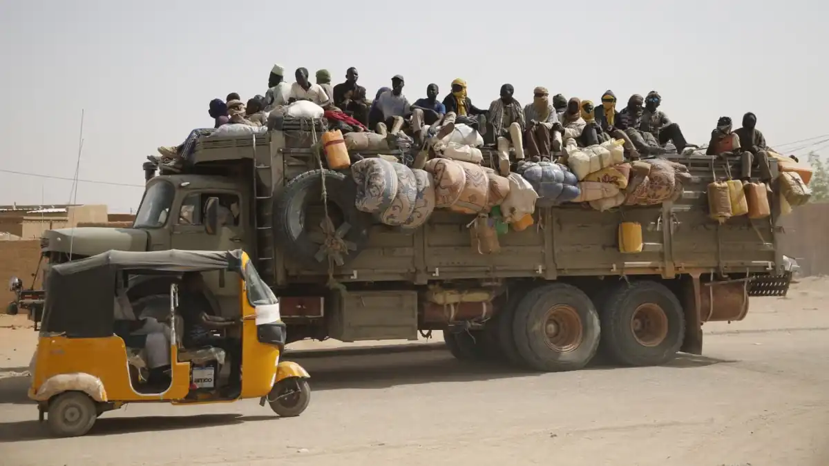 migranti nel sahara