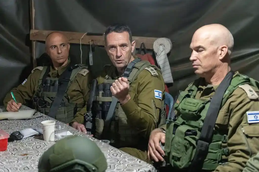 Guerra Israele - Hezbollah: non sottovalutare il fronte nord 2 Riunione del Capo di Stato Maggiore dell'IDF, LTG Herzi Halevi sul fronte nord contro Hezbollah