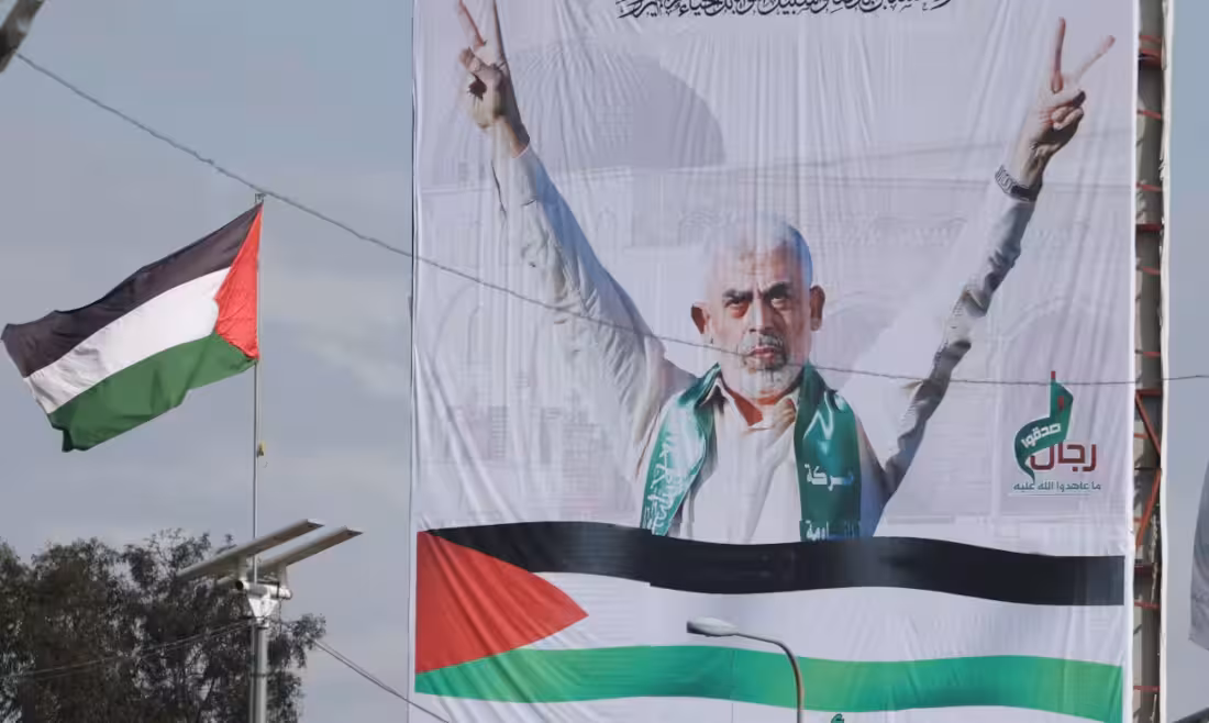 Perché Israele non sta vincendo la guerra a Gaza contro Hamas 1 guerra a Gaza poster di Yahya Sinwar