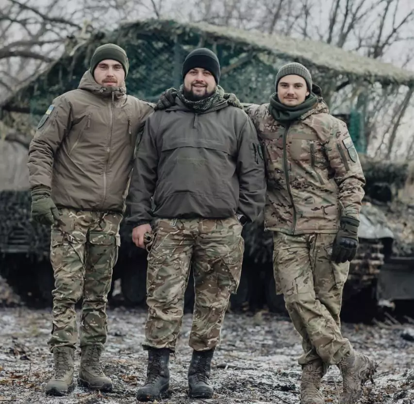 guerra in Ucraina. Militari di Kiev posano per foto