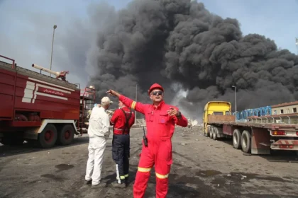 Iran porto di Shahid Rajaee in fiamme