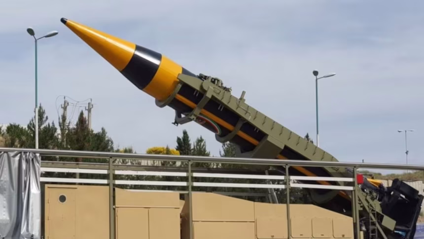 Ecco cosa succede a dare tempo all’Iran. Presentato il missile Khorramshahr-4 1 missile iraniano Khorramshahr-4