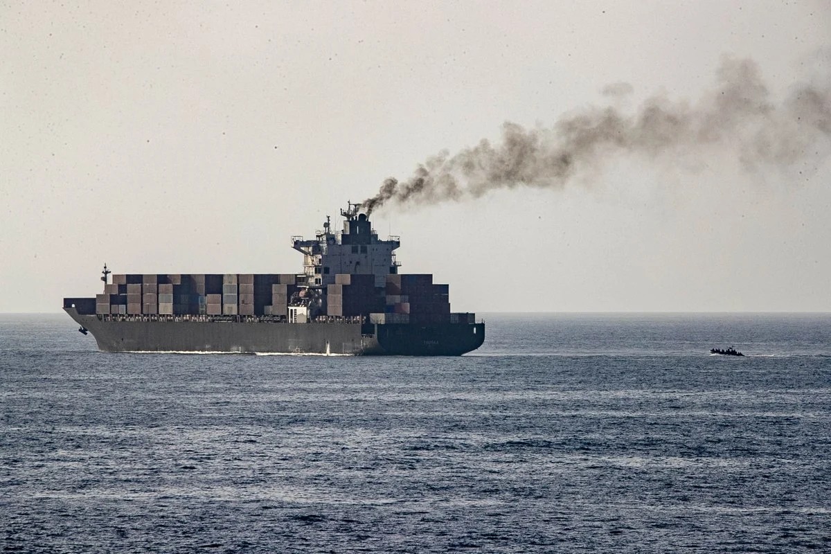 nave iraniana sequestrata nel golfo persico dalla marina americana