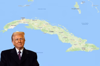 Cuba con trump che guarda